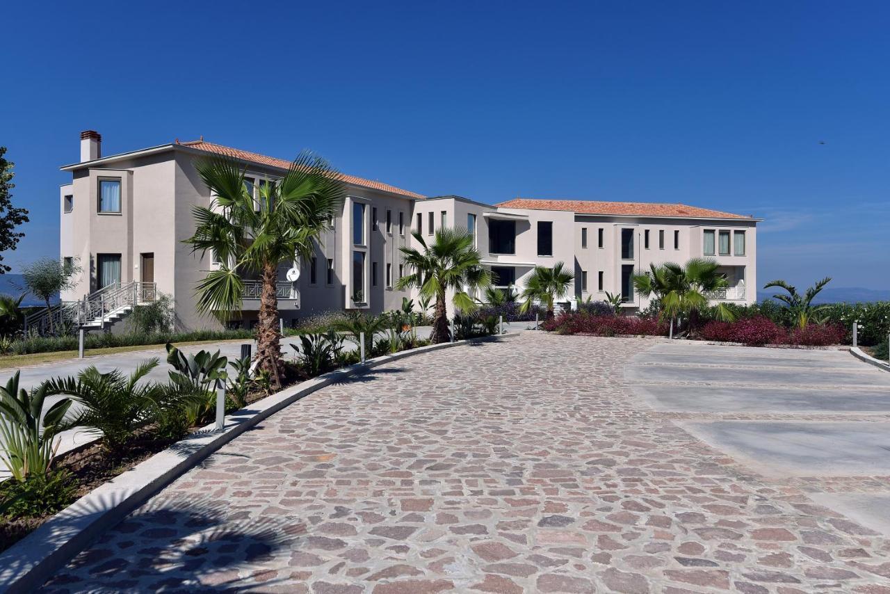 מית'ימנה Viva Mare Hotel & Spa מראה חיצוני תמונה