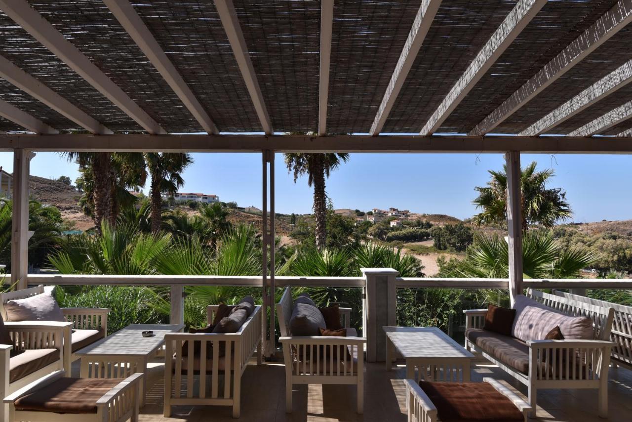 מית'ימנה Viva Mare Hotel & Spa מראה חיצוני תמונה