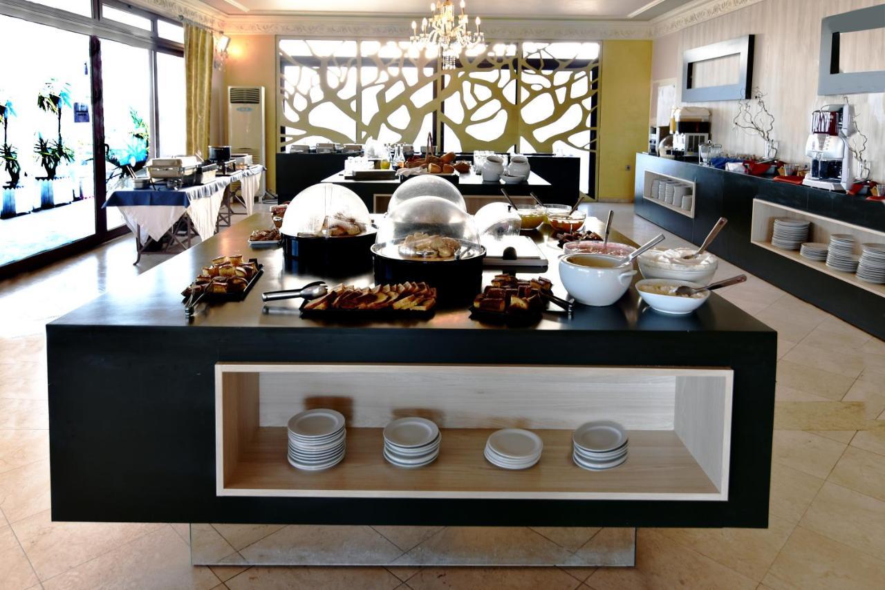 מית'ימנה Viva Mare Hotel & Spa מראה חיצוני תמונה