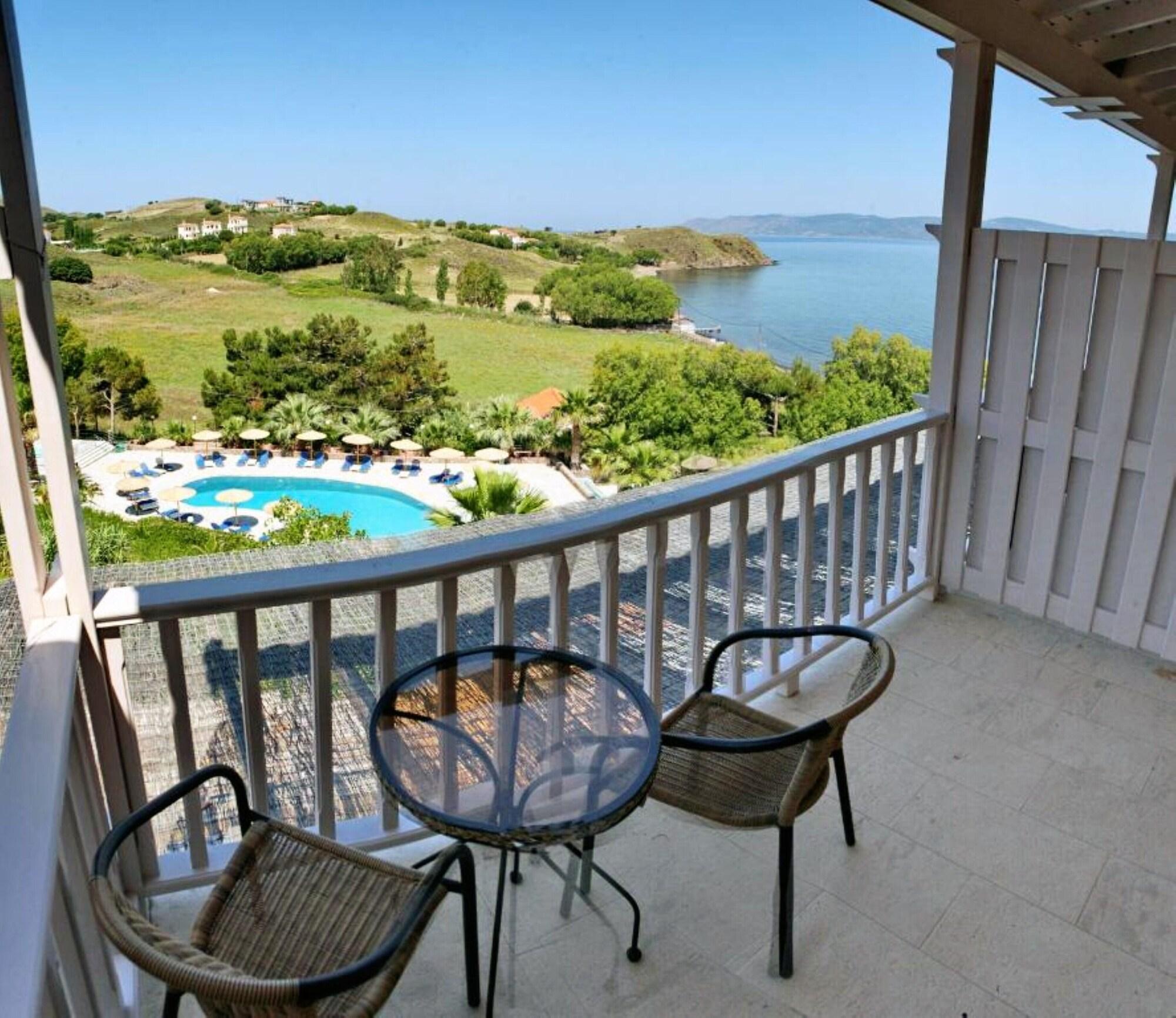 מית'ימנה Viva Mare Hotel & Spa מראה חיצוני תמונה