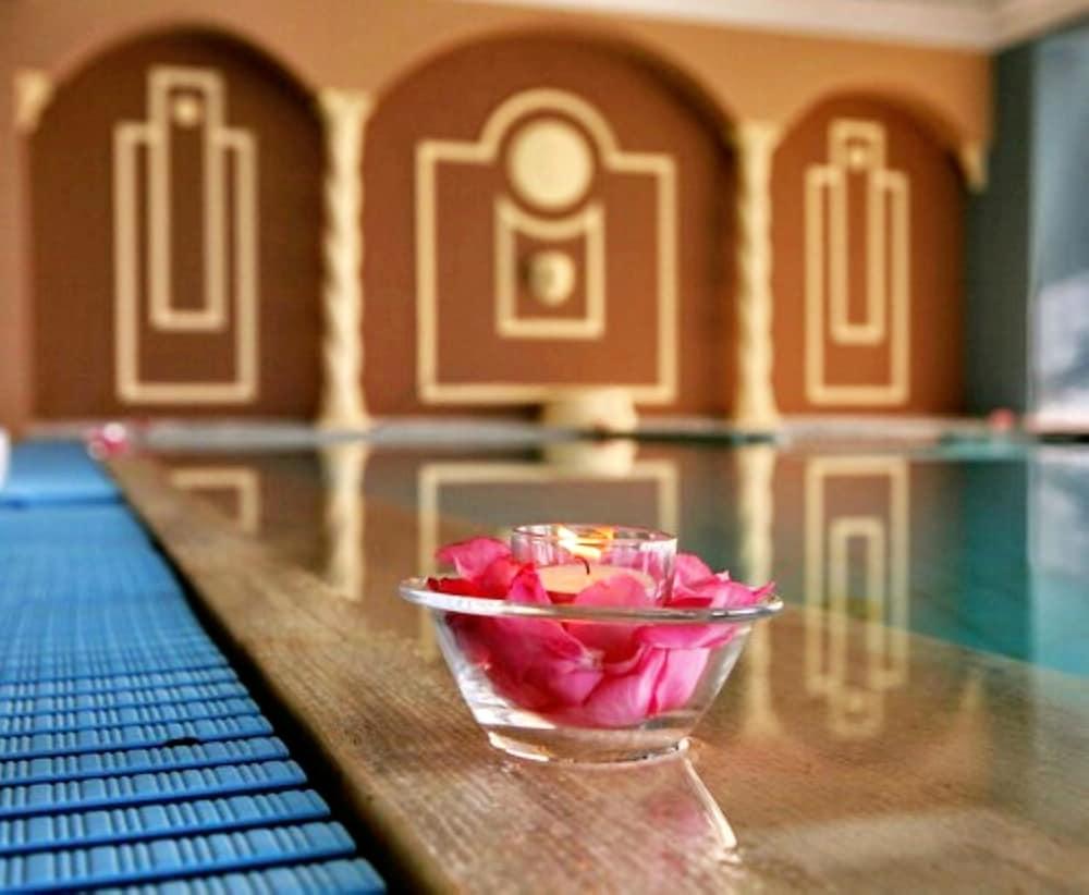 מית'ימנה Viva Mare Hotel & Spa מראה חיצוני תמונה