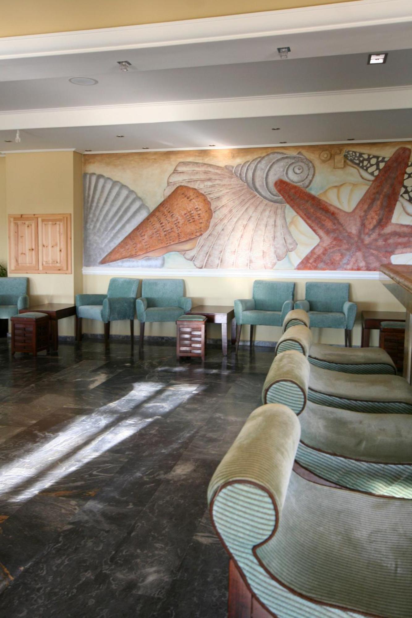 מית'ימנה Viva Mare Hotel & Spa מראה חיצוני תמונה